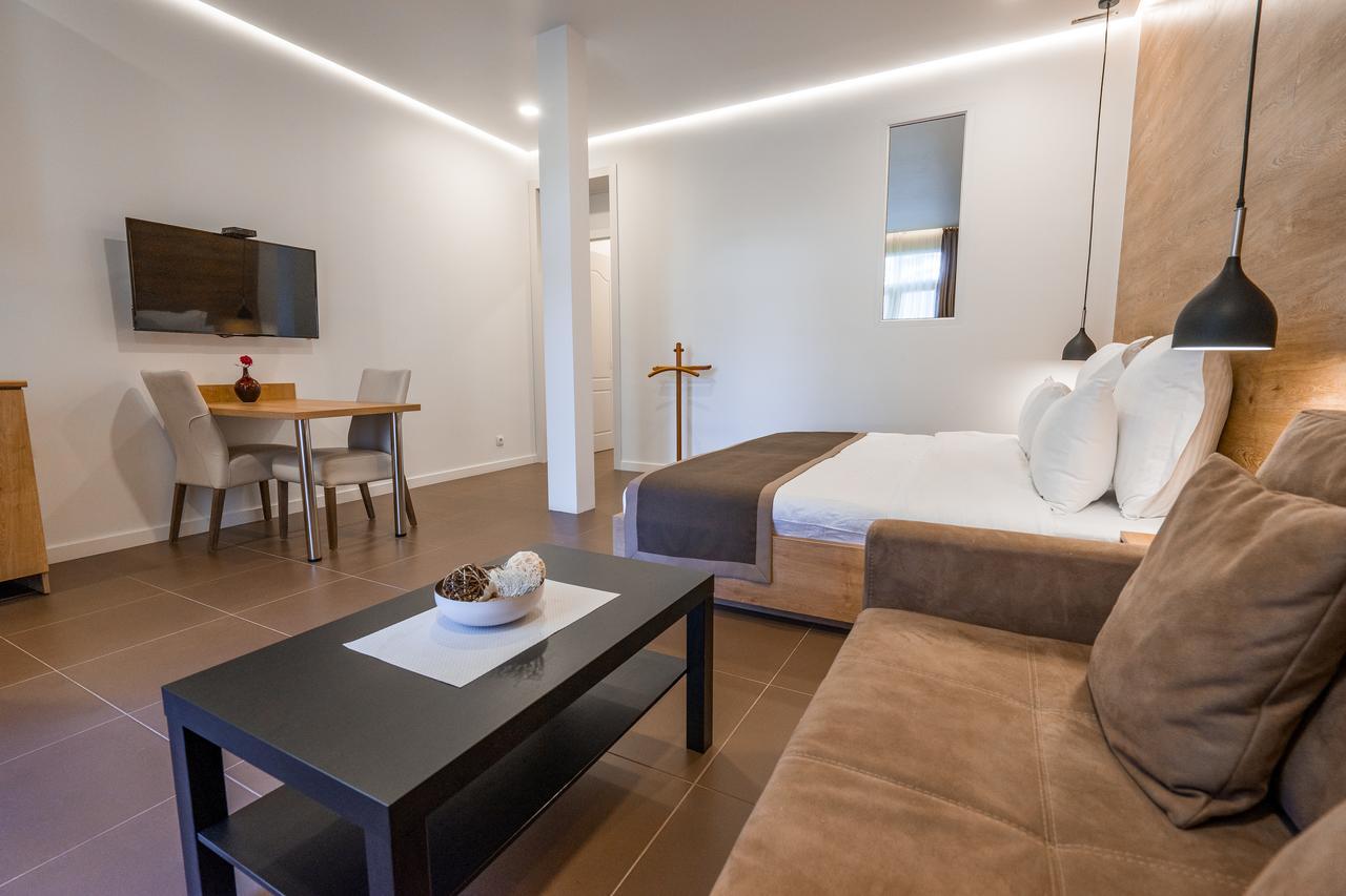 Luxury Apartments On Central Avenue Tbilisi ภายนอก รูปภาพ