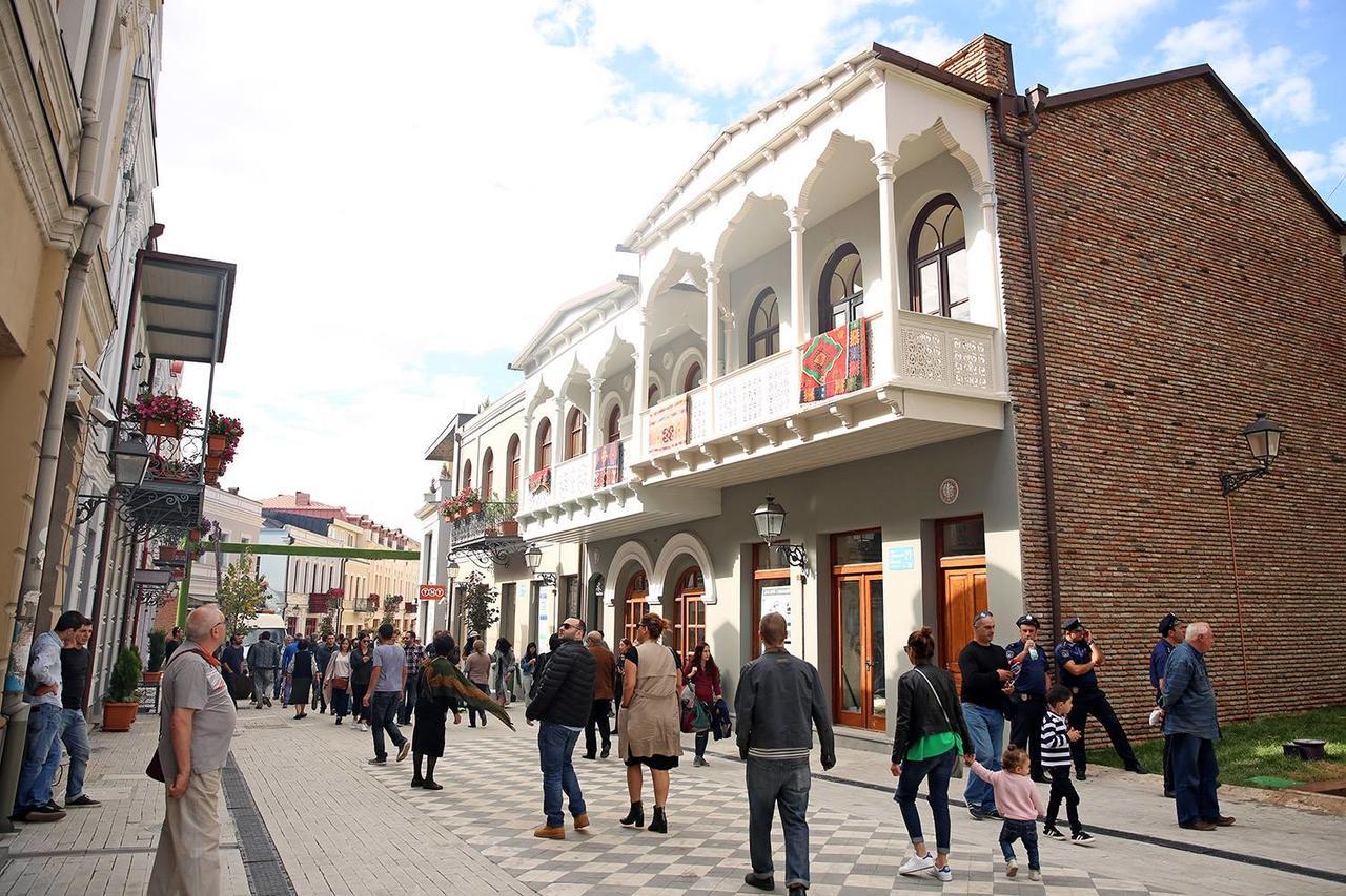 Luxury Apartments On Central Avenue Tbilisi ภายนอก รูปภาพ